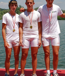boys4 5d1ade21ad3ff.jpg