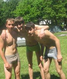boys3 5d1af7b4b38b3.jpg