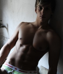 boys12 5d1d932376283.jpg