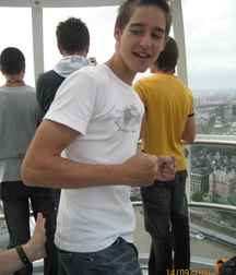 boys13 5d1dc11d4289f.jpg