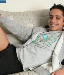boys13 5d1dc395eb797.jpg