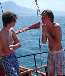 boys 22 5d23a9ec0f7ea.jpg