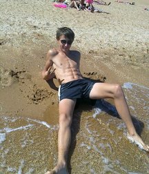 boys24 5d242d660f889.jpg