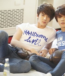 boys35 5d2566e15ba9d.jpg