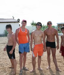 boys 39 5d263aa88fee4.jpg