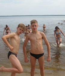 boy49 5d2db52220d1d.jpg