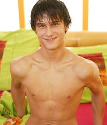 czech guy 5d45e437a087d.jpg