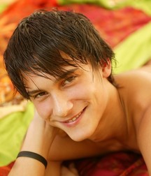 czech guy 5d45e45478915.jpg