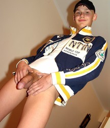 hot and hard-26 5d47c40054cde.jpg