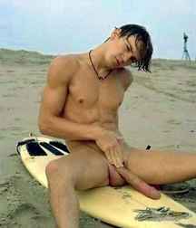 hot and hard-29 5d4b36b74aecb.jpg
