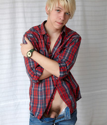 hot and hard-40 5d5aa8fa161e1.jpg