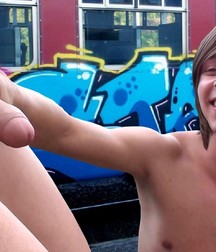 hot and hard-46 5d68d8746d7f3.jpg