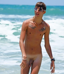 finson's wall-146 gay boys porn 5e5d14d2bf89b.jpg