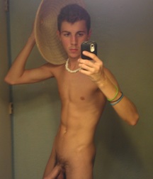 finson's wall-162 gay boys porn 5e74f1de1df06.jpg