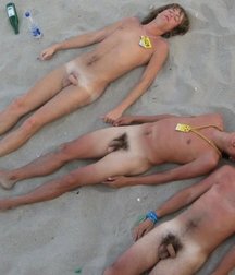 finson's wall-195 gay boys porn 5e91e11e3912a.jpg