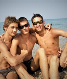 finson's wall- 227 tube gay boys porn twinks 5ecfef93c027d.jpg