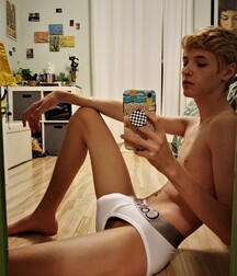 finson's wall cuties gay tube boys porn twinks - 255 5f91bab5314e7.jpg