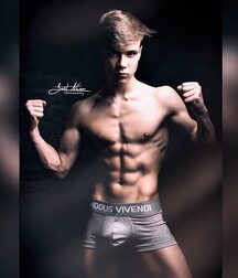 finson's wall best collection twink picks gay tube boys 283 5fc29b53ef616.jpg