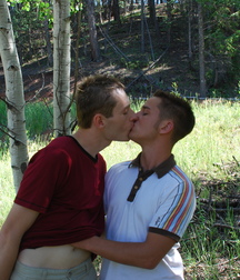 Jamie Knight and Vincent Pictures.        5c7ccff438803.jpg