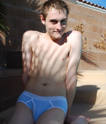 Frisky Twinks Pictures 2.       5c853b19e3a02.jpg