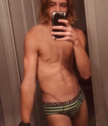 Hot guys  5d299d35c9ee1.jpeg