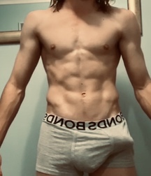 Hot guys  5d299d4189983.jpeg