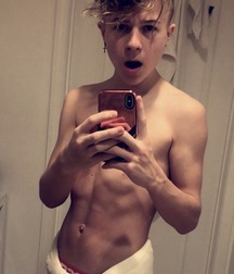 More Hot Boys 5ca0a4db334f7.jpeg