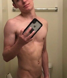 More Hot Guys 5ca895fc33add.jpeg
