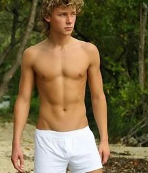 More Hot Guys 5ca8963d7d8d3.jpeg