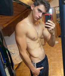 Webcam Selfies Boys gay porn tube 5f3aee7419aea.png