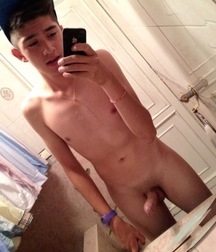 Happy Thursday Boys 70 280121 1850 gay porn tube  601307ae1cf35.jpeg