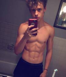 Happy Thursday Boys 70 280121 1850 gay porn tube  601307b840ff7.jpeg