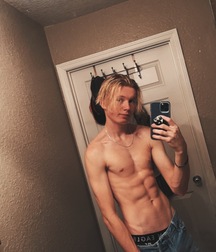 Hot Blonde Evan Wade @itsevanwade 31 gay porn tube 6028007dd5e8f.jpeg