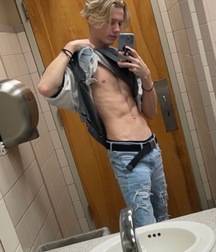 Hot Blonde Evan Wade @itsevanwade 31 gay porn tube 60280082300e4.jpeg