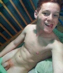 It's Friday Boys 260221 0050 101 gay porn tube selfie 603846403e034.jpeg