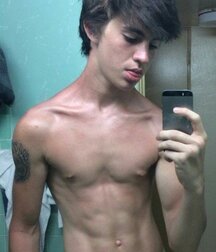 Mass Boys Upload gay porn tube selfie 604bcb9aa4e5b.jpeg