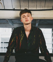 Cute British Popstar Hrvy straight boy tube 60624013dc6cb.jpeg