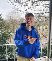 Cute British Popstar Hrvy straight boy tube 6062404523912.jpeg