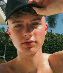 Cute British Popstar Hrvy straight boy tube 6062405f42490.png