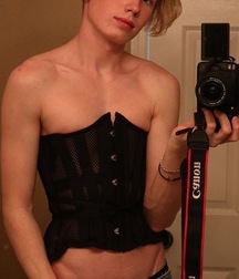 Hot Blond TicToker and YouTuber Evan Wade @itsevanwade 58 608afffc5f45b.jpeg