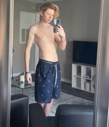 Hot Blond TicToker and YouTuber Evan Wade @itsevanwade 58 608b000638940.jpeg