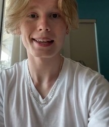 Hot Blond TicToker and YouTuber Evan Wade @itsevanwade 58 608b0040f0f61.jpeg