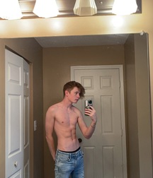 YouTube and TicTok Star @itsevanwade gay porn tube 60a788a381b44.jpeg