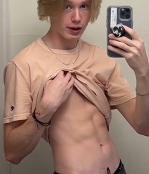 YouTube and TicTok Star @itsevanwade gay porn tube 60a788ec64638.jpeg