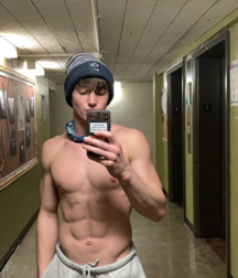 Hump day again boys gay porn tube 60c09ac0bae4d.png