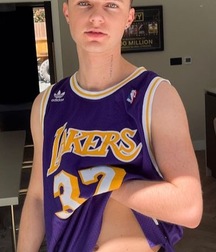 Pop Star HRVY Straight boys porn tube 35 60cdd9dd86fb3.jpeg