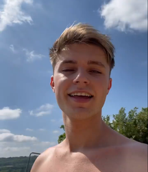 Pop Star HRVY Straight boys porn tube 35 60cdd9e96cda9.png