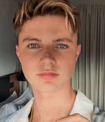 Pop Star HRVY Straight boys porn tube 35 60cdd9f51fe51.jpeg