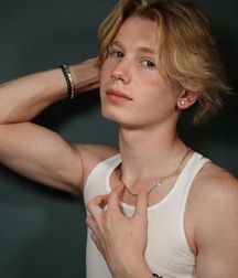 Evan Wade itsevanwade gay porn tube  610e640d4aaf0.jpeg