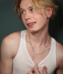 Evan Wade itsevanwade gay porn tube  610e640f4815c.jpeg